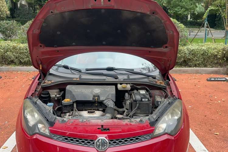 Used MG 3 2013 1.5L AMT Elite Edition Engine Bay