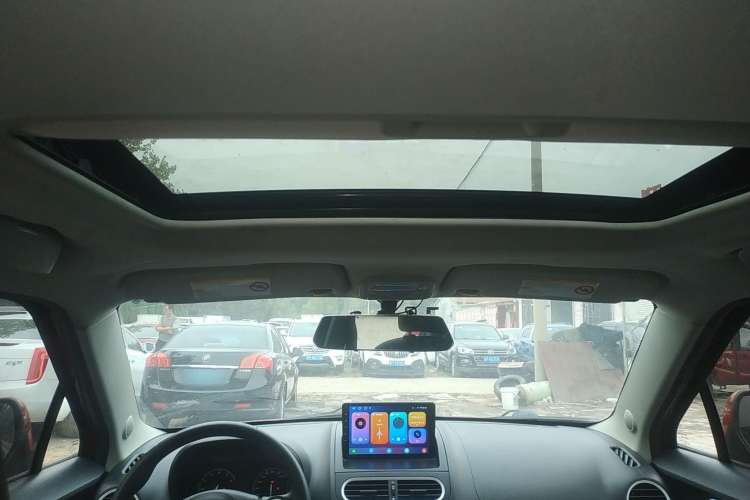 Used MG 3 2013 1.5L AMT Elite Edition Headliner
