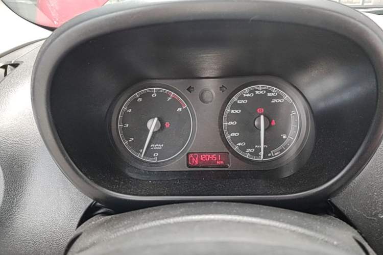 Used MG 3 2013 1.3L AMT Comfort Edition Instrument Cluster