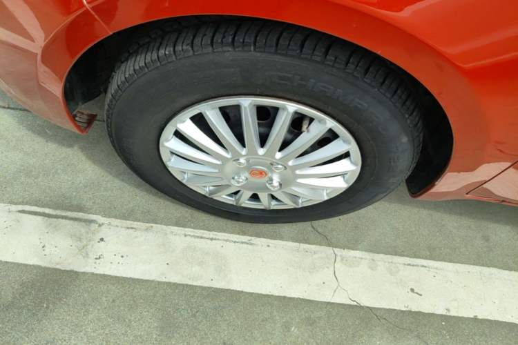 Used MG 3 2013 1.3L AMT Comfort Edition Left Front Wheel Hub