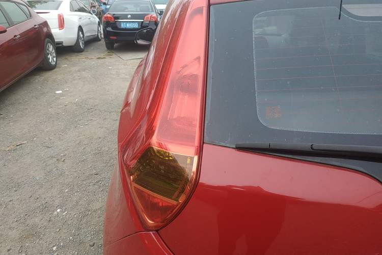 Used MG 3 2013 1.5L AMT Elite Edition Left Rear Taillight