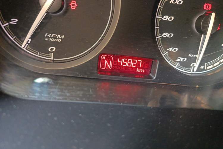 Used MG 3 2013 1.5L AMT Elite Edition Odometer Close Up