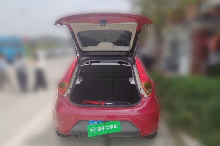 Used MG 3 2013 1.5L AMT Elite Edition Trunk