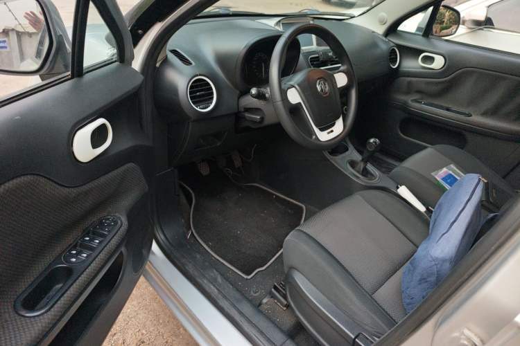 Used MG 3 2013 1.3L Manual Comfort Edition Driver Seat