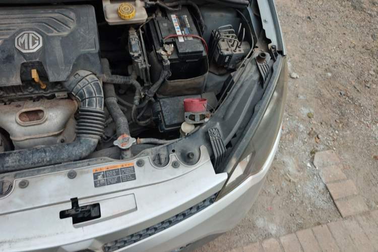 Used MG 3 2013 1.3L Manual Comfort Edition Engine Bay Left