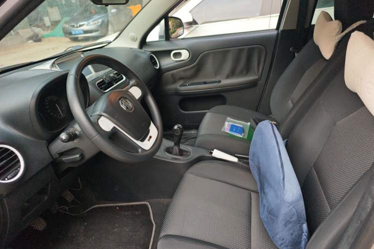 Used MG 3 2013 1.3L Manual Comfort Edition Left Front Seat