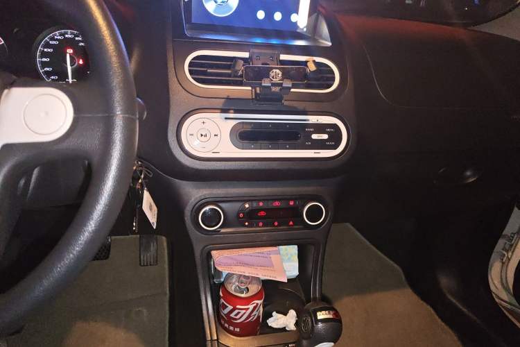 Used MG 3 2013 1.5L AMT Elite Edition Audio And AC Panel
