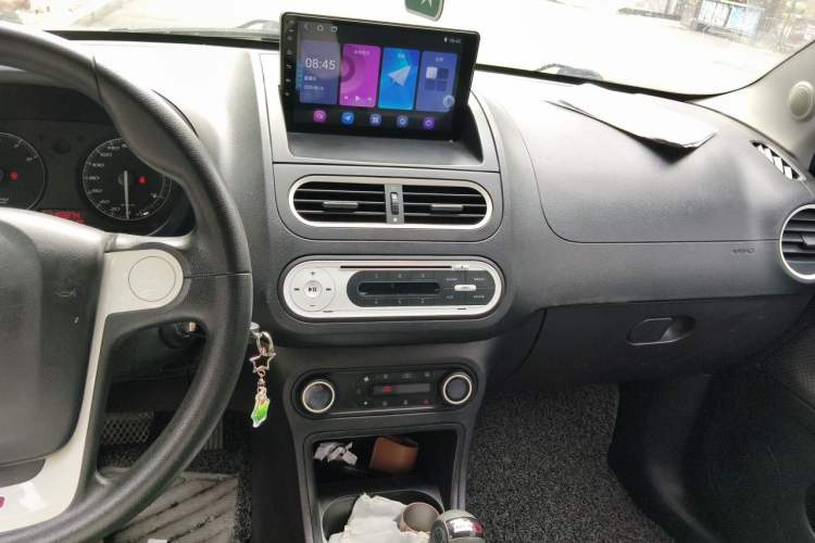 Used MG 3 2013 1.5L AMT Elite Edition Audio And AC Panel