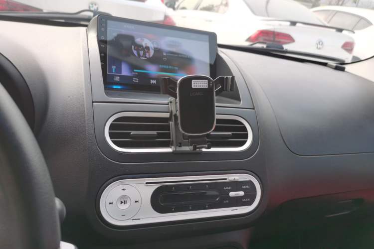 Used MG 3 2013 1.5L AMT Elite Edition Audio And AC Panel