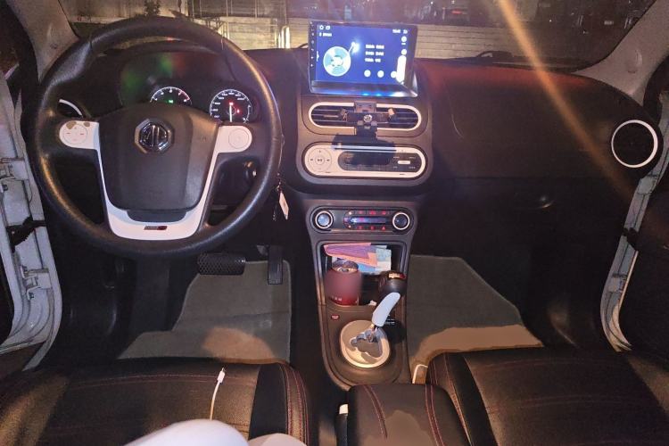 Used MG 3 2013 1.5L AMT Elite Edition Center Console