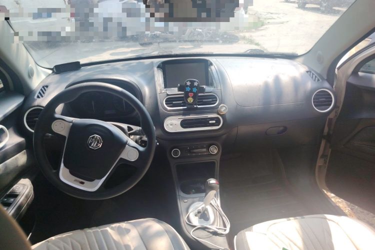 Used MG 3 2013 1.5L AMT Elite Edition Center Console