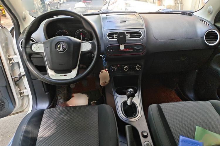Used MG 3 2013 1.5L Manual Value Edition Center Console
