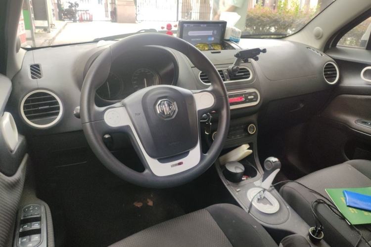 Used MG 3 2013 1.5L AMT Elite Edition Center Console