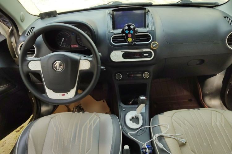 Used MG 3 2013 1.5L AMT Elite Edition Center Console