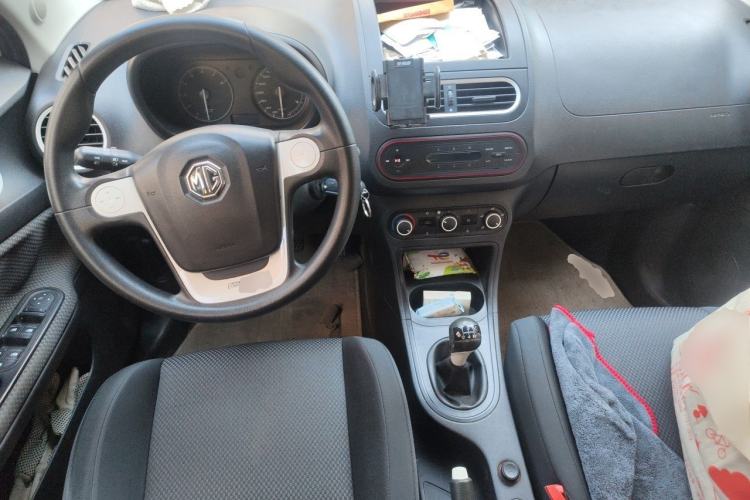 Used MG 3 2013 1.5L Manual Value Edition Center Console
