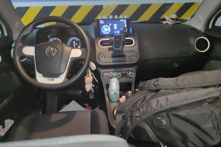 Used MG 3 2013 1.3L AMT Comfort Edition Center Console