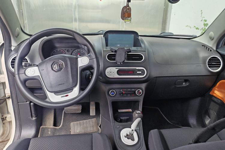 Used MG 3 2013 1.5L AMT Elite Edition Center Console