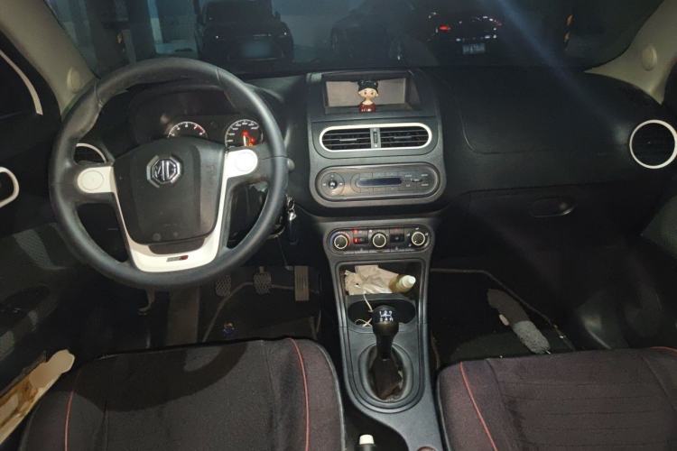Used MG 3 2013 1.3L Manual Comfort Edition Center Console