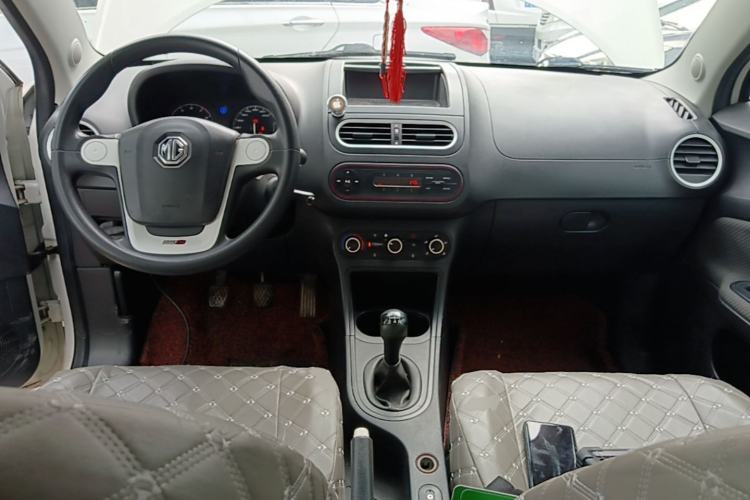 Used MG 3 2013 1.3L Manual Comfort Edition Center Console