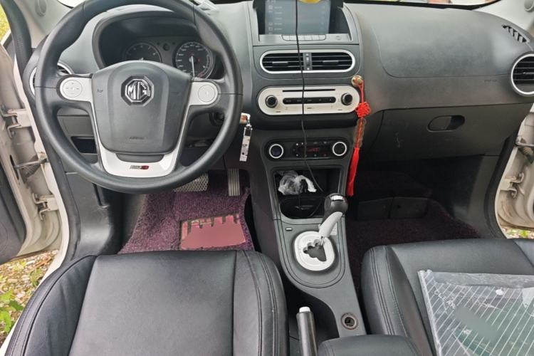 Used MG 3 2013 1.5L AMT Elite Edition Center Console