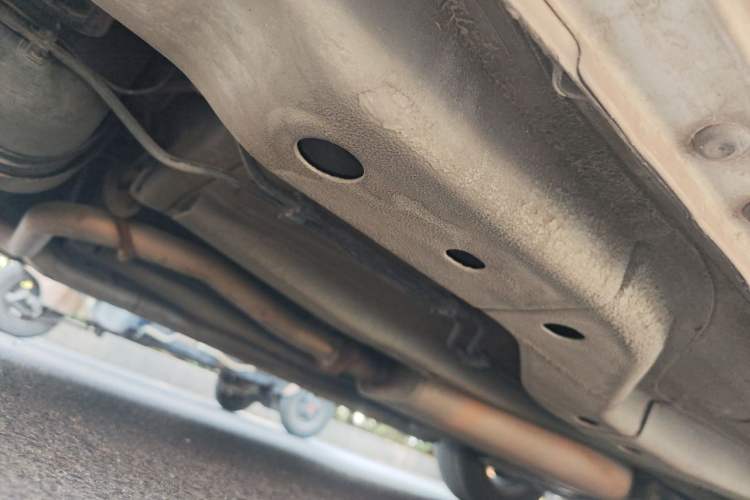 Used MG 3 2013 1.5L AMT Elite Edition Chassis Rear Right