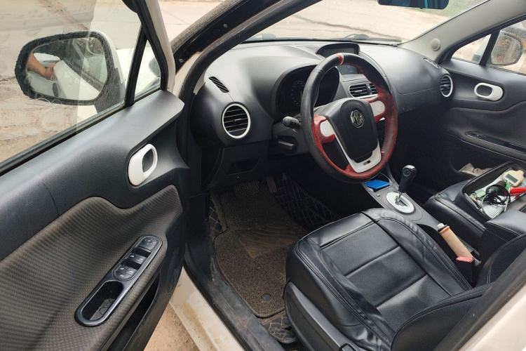 Used MG 3 2013 1.3L AMT Comfort Edition Driver Seat