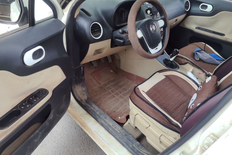 Used MG 3 2013 1.5L Manual Value Edition Driver Seat