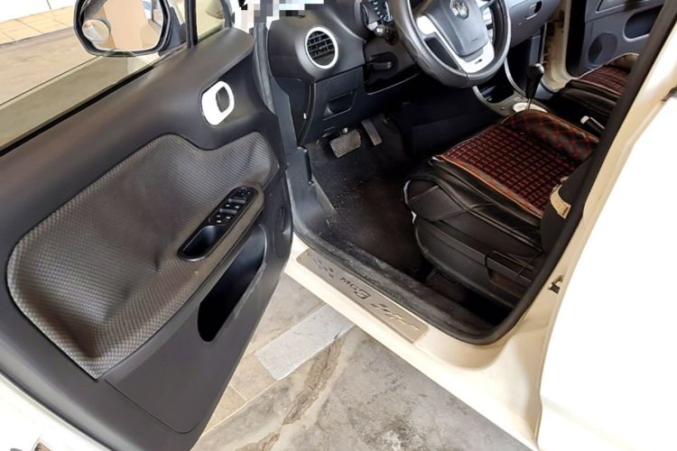 Used MG 3 2013 1.3L AMT Comfort Edition Driver Seat