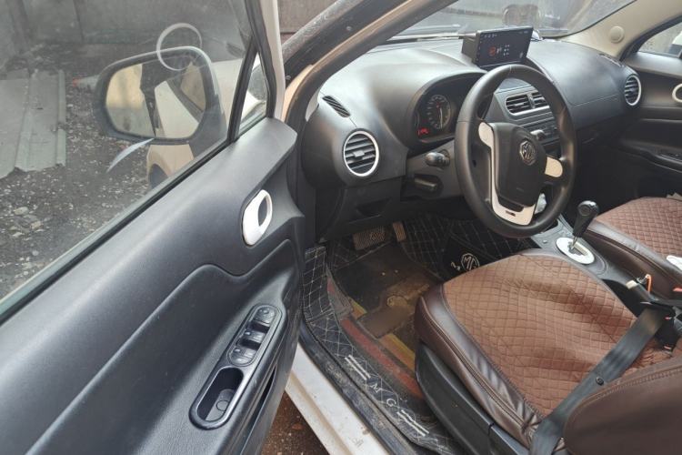 Used MG 3 2013 1.3L AMT Comfort Edition Driver Seat