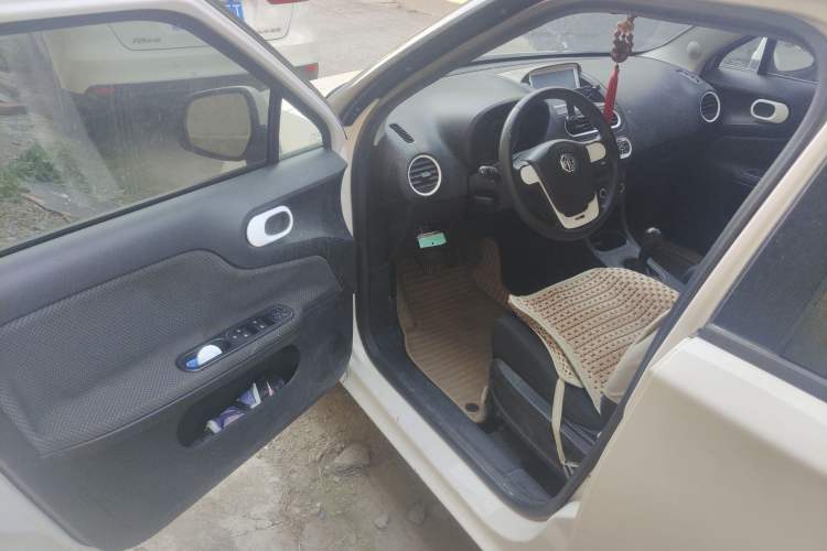 Used MG 3 2013 1.3L Manual Comfort Edition Driver Seat