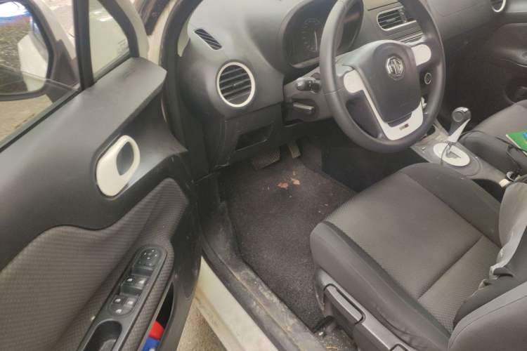 Used MG 3 2013 1.5L AMT Elite Edition Driver Seat