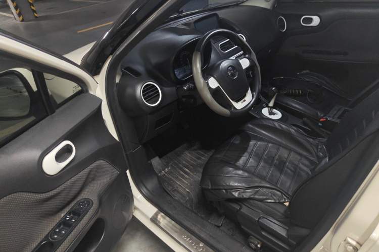 Used MG 3 2013 1.5L AMT Elite Edition Driver Seat