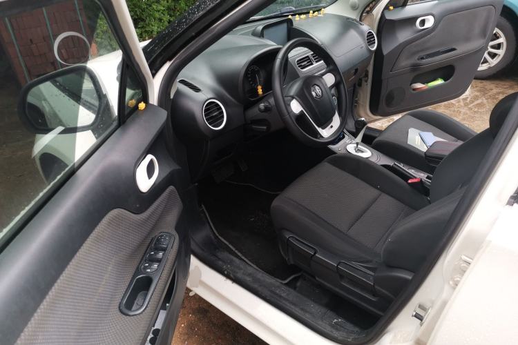 Used MG 3 2013 1.5L AMT Elite Edition Driver Seat