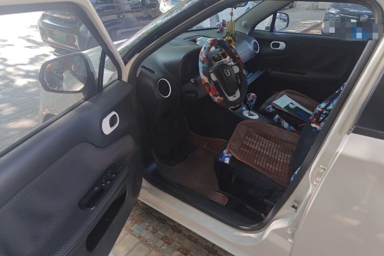 Used MG 3 2013 1.5L AMT Elite Edition Driver Seat
