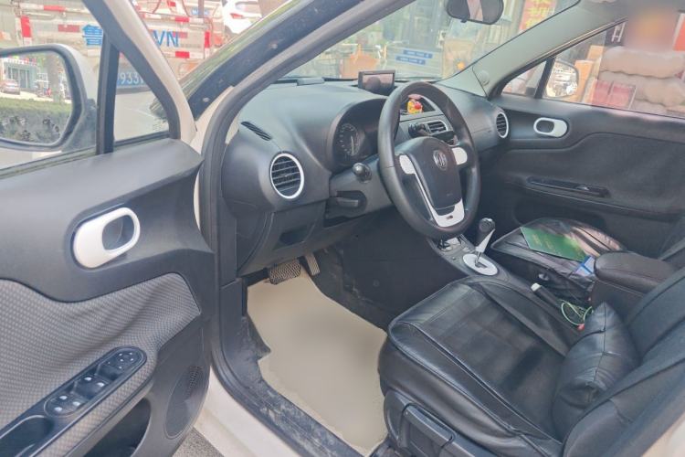 Used MG 3 2013 1.5L AMT Elite Edition Driver Seat