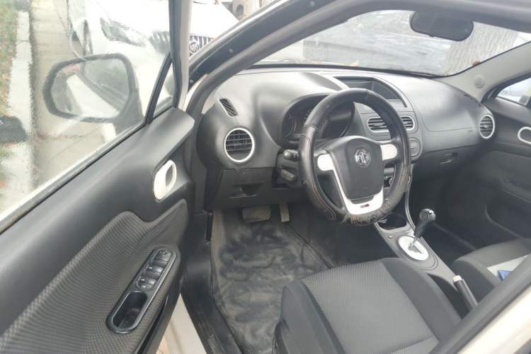 Used MG 3 2013 1.3L AMT Comfort Edition Driver Seat