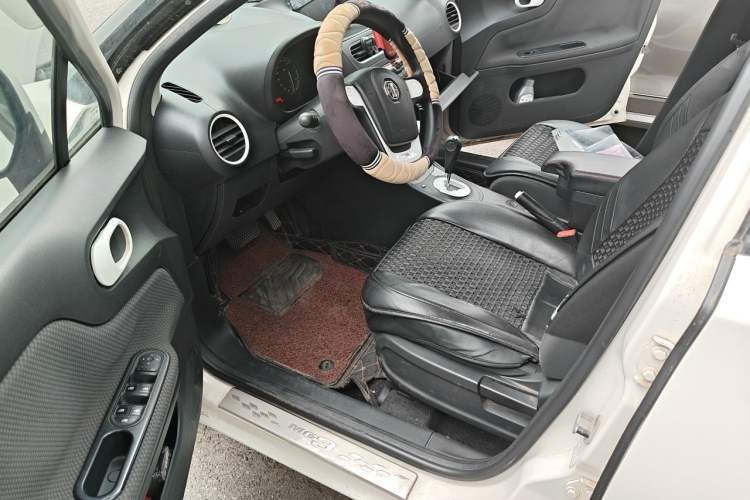 Used MG 3 2013 1.3L AMT Comfort Edition Driver Seat