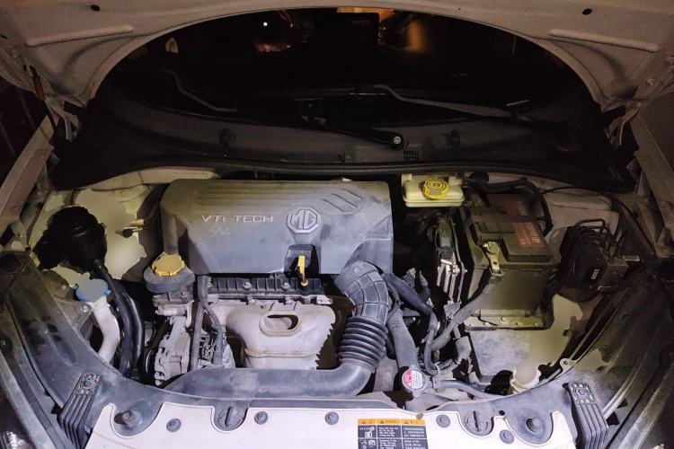 Used MG 3 2013 1.5L AMT Elite Edition Engine Bay