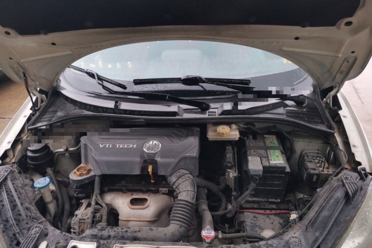 Used MG 3 2013 1.5L AMT Elite Edition Engine Bay