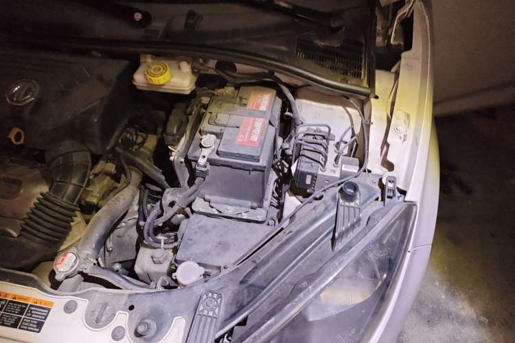 Used MG 3 2013 1.5L AMT Elite Edition Engine Bay Left