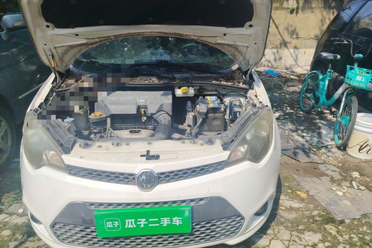 Used MG 3 2013 1.5L AMT Elite Edition Engine Bay Left