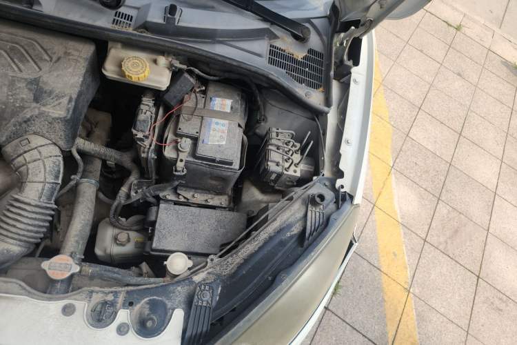 Used MG 3 2013 1.3L AMT Comfort Edition Engine Bay Left