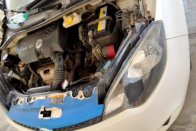Used MG 3 2013 1.3L AMT Comfort Edition Engine Bay Left