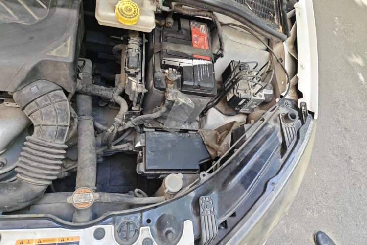 Used MG 3 2013 1.5L Manual Value Edition Engine Bay Left