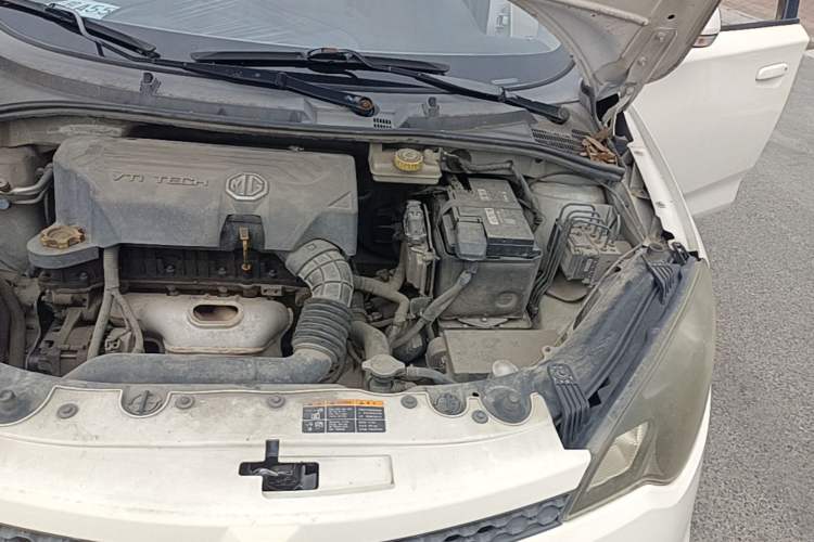 Used MG 3 2013 1.5L AMT Elite Edition Engine Bay Left