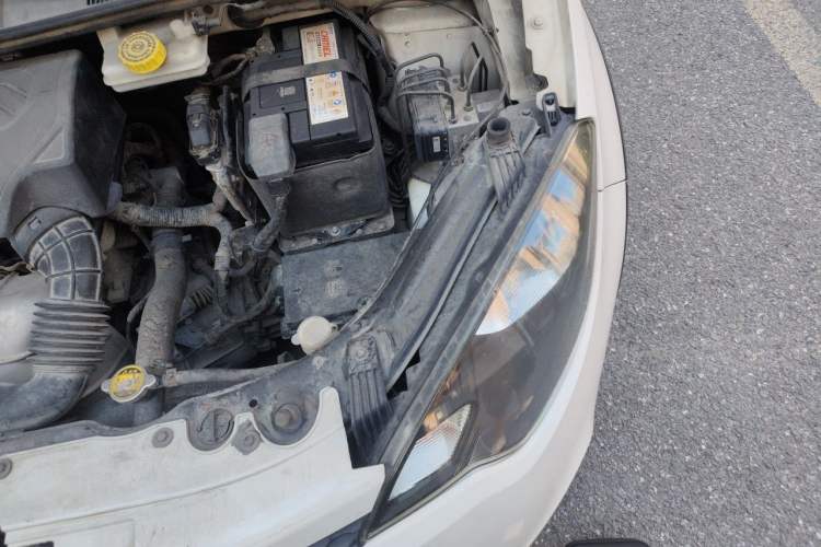 Used MG 3 2013 1.5L Manual Value Edition Engine Bay Left