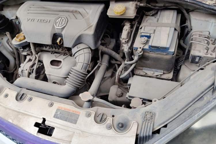 Used MG 3 2013 1.5L AMT Elite Edition Engine Bay Left