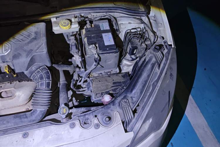 Used MG 3 2013 1.3L Manual Comfort Edition Engine Bay Left
