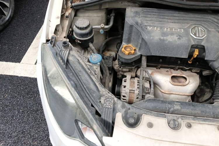 Used MG 3 2013 1.5L AMT Elite Edition Engine Bay Right
