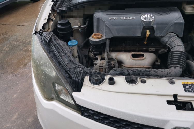 Used MG 3 2013 1.5L AMT Elite Edition Engine Bay Right